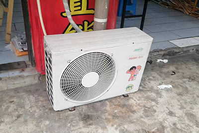 于洪空调突然不制冷只吹自然风怎么办？